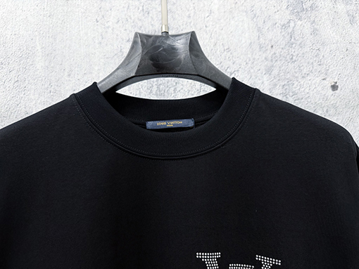 ルイヴィトンコピー LV 新モデルロゴ入りラインストーン半袖Tシャツ
