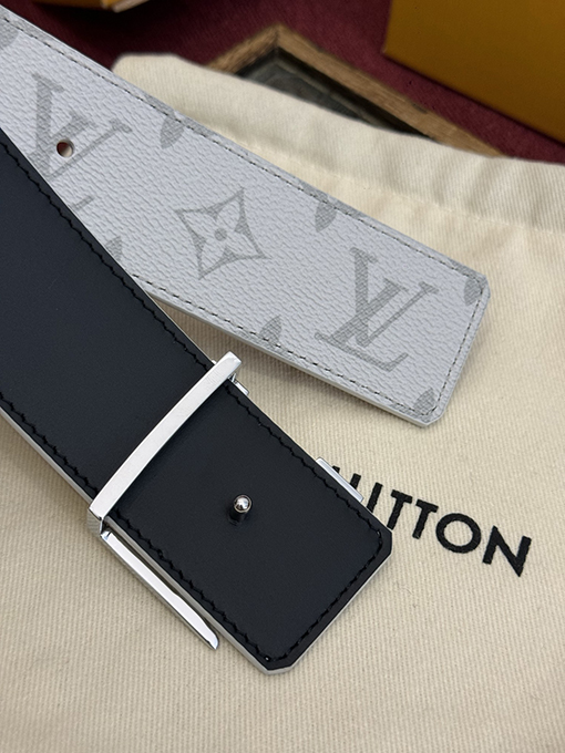 ルイヴィトンスーパーコピー LV Initiales Monogram 新モデルリバーシブル両面ベルト