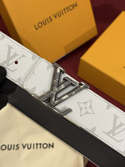 ルイヴィトン LV Initiales Monogram 新モデルファッションリバーシブル両面ベルト