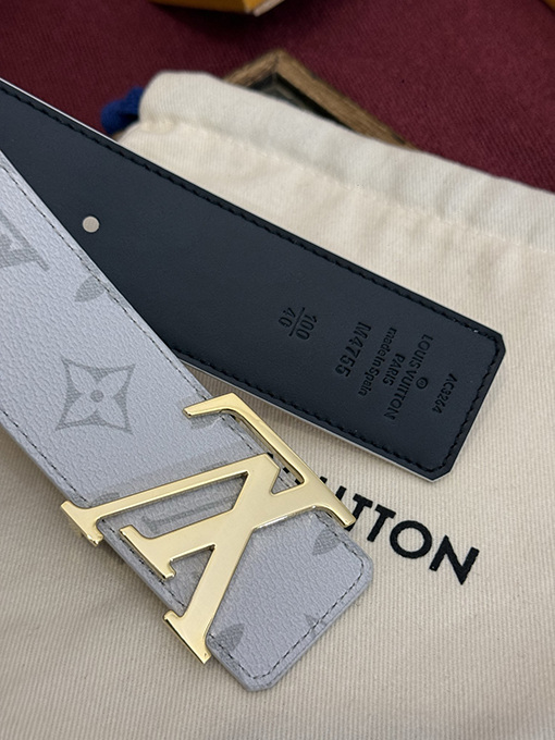 ルイヴィトンコピー LV Initiales Monogram ファッションリバーシブル両面ベルト