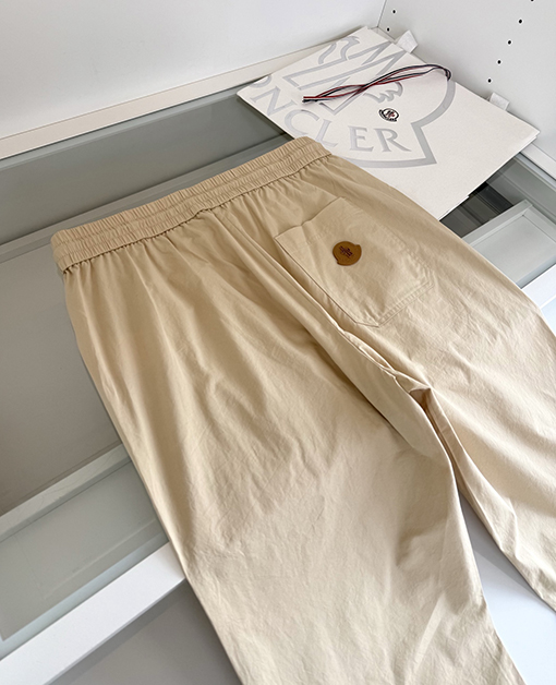モンクレールスーパーコピー 春夏コレクション細身 ゴムウエストストレートレッグカジュアルパンツ