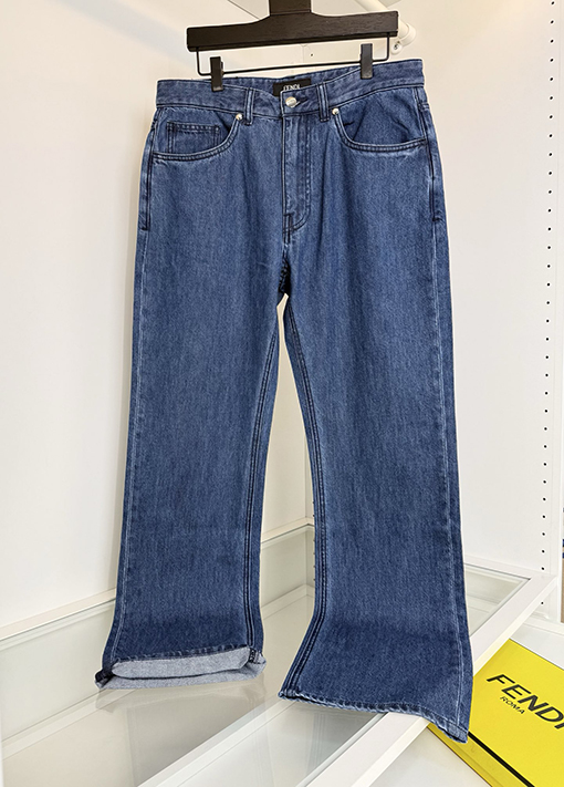 フェンディ 春夏コレクションクラシックメンズストレートレッグジーンズ