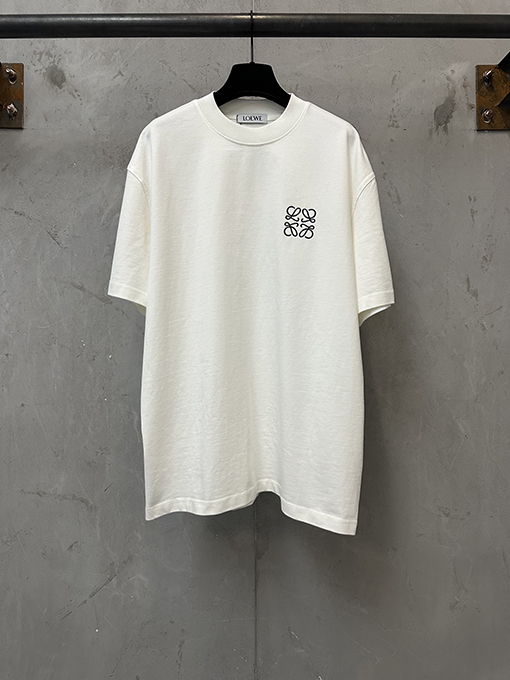 ロエベ ク新モデルラシックなロゴ刺繍入り半袖Tシャツ
