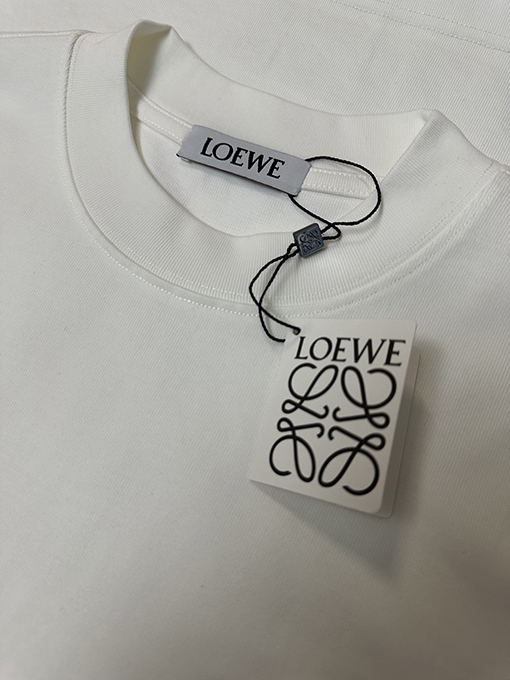 ロエベ ク新モデルラシックなロゴ刺繍入り半袖Tシャツ