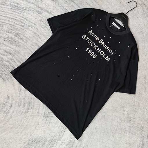 アクネストゥディオズ Acne Studios 1996 シリーズ レーザーシルバーラインストーン装飾半袖Tシャツ