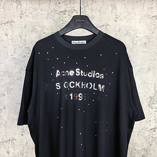 アクネストゥディオズ Acne Studios 1996 シリーズ レーザーシルバーラインストーン装飾半袖Tシャツ