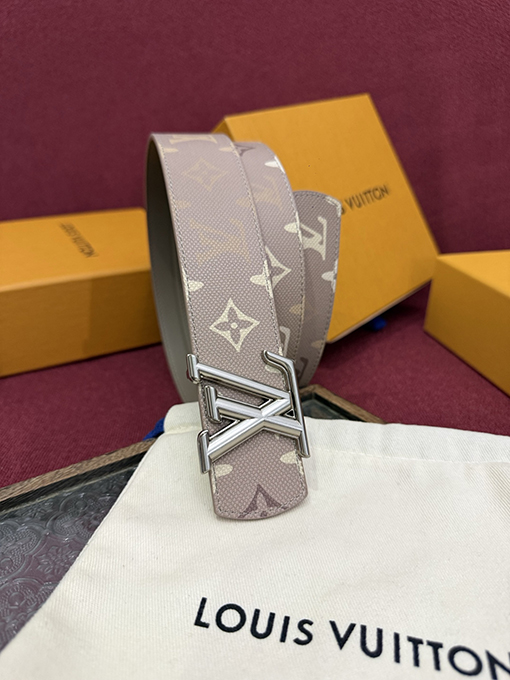 ルイヴィトン LV Dimension Monogram Surplus リバーシブルベルト
