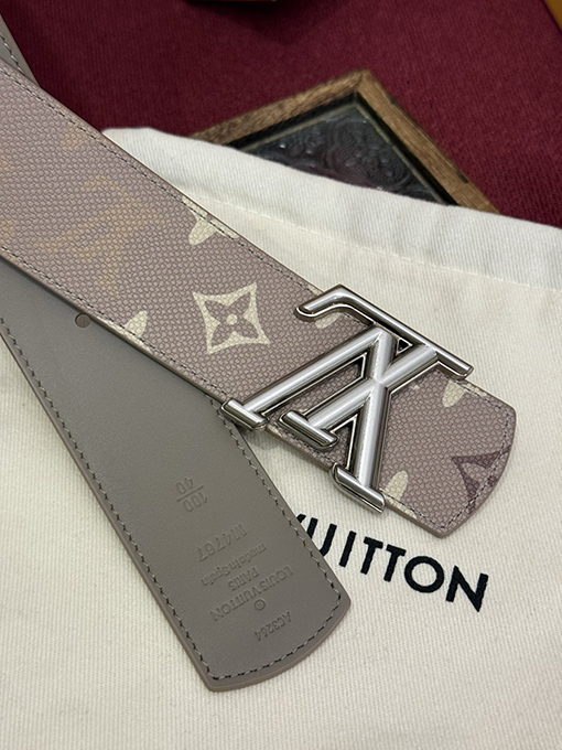 ルイヴィトン LV Dimension Monogram Surplus リバーシブルベルト
