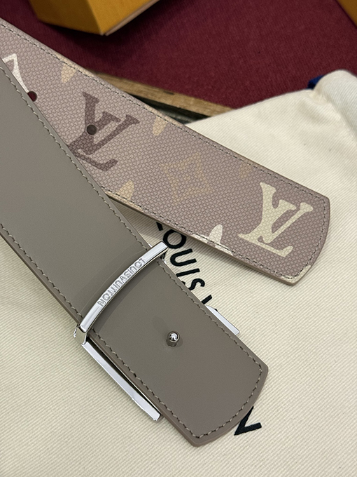 ルイヴィトンスーパーコピー LV Dimension Monogram Surplus 新モデルリバーシブルベルト
