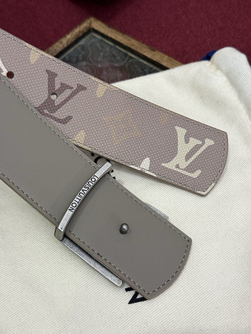 ルイヴィトンスーパーコピー LV Dimension Monogram Surplus 新モデルリバーシブルベルト