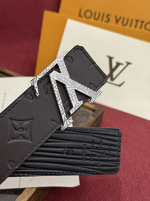 ルイヴィトンコピー LV Dimension Drift 新モデル両面ベルト