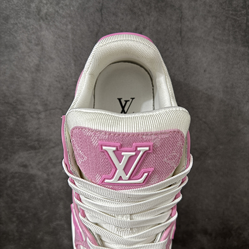 ルイヴィトン LV Trainer レディースクラシックな高級スニーカー