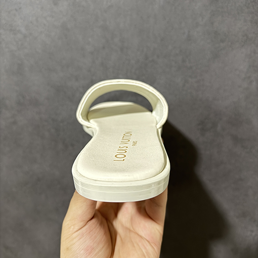 ルイヴィトンスーパーコピー レディースワンプリーワンフラットミュール 