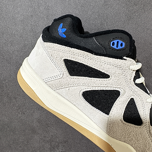 アディダス × バッド・バニースーパーコピー Badbo 1.0 コラボレーションシリーズのクラシックなミッドカットバスケットボールシューズ