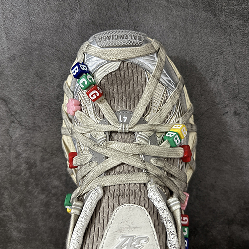 バレンシアガ スーパーコピー3XL Sneakers 10代 メッシュレースアップローカットレトロダッドシューズ