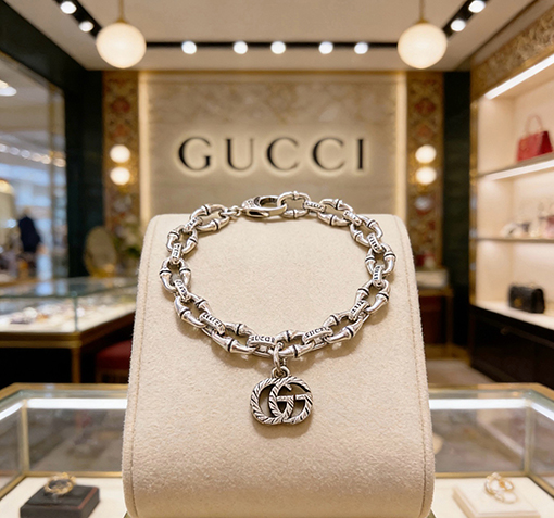 グッチスーパーコピー 新モデルクラシックブレスレット