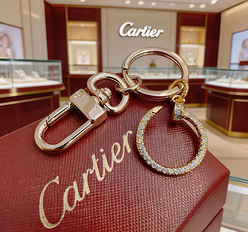 カルティエ 新しいキーホルダー