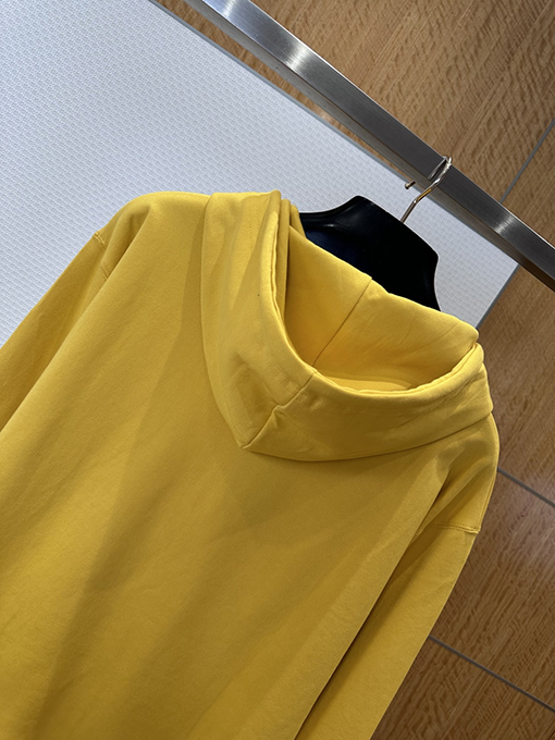 サンローランコピー SAINT LAURENT レタープリントパーカー