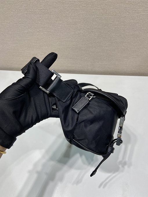 プラダスーパーコピー ミニメッセンジャーフラップショルダーバッグ