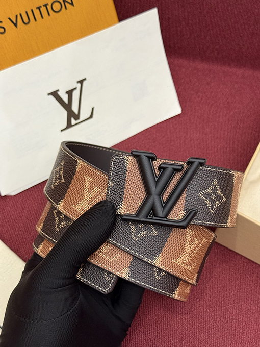 ルイヴィトンスーパーコピー LV nitiales College Monogram Heritage リバーシブルベルト