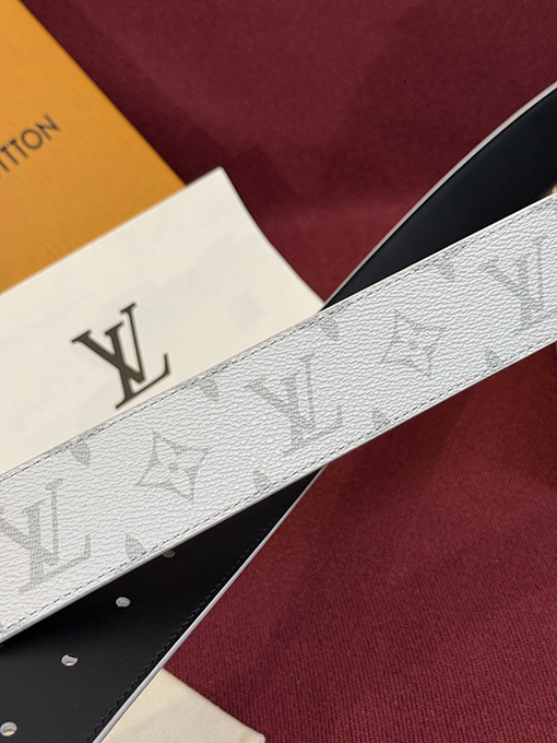 ルイヴィトンコピー LV Initiales Monogram 新モデルクラシックリバーシブルベルト