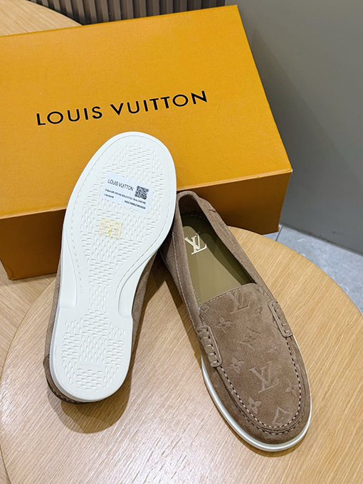 ルイヴィトンスーパーコピー LV Croisette スエード牛革ローファー