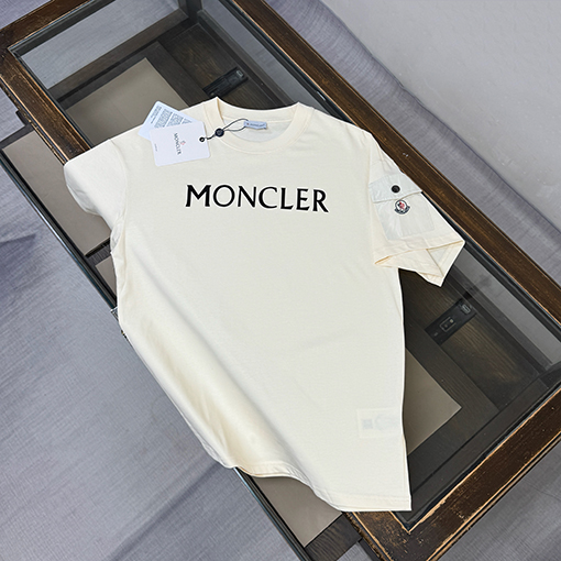 モンクレール クルーネック半袖Tシャツ