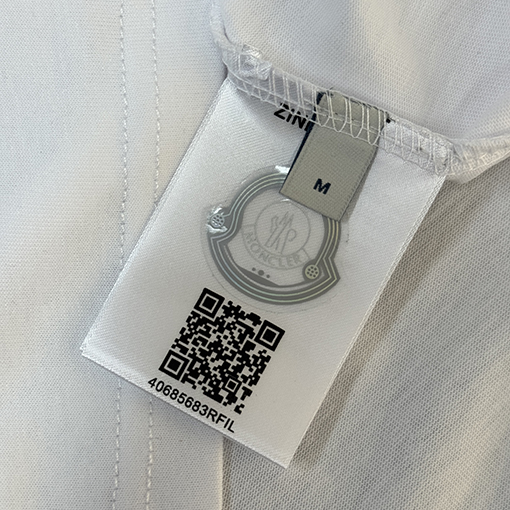 モンクレールコピー 新作のスタイリッシュなラウンドネック半袖Tシャツ