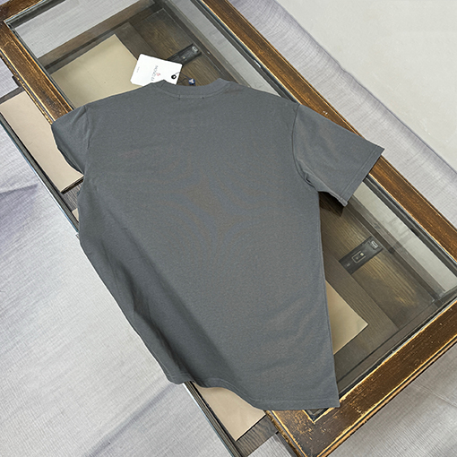 モンクレールスーパーコピー 夏のクラシッククルーネック半袖Tシャツ