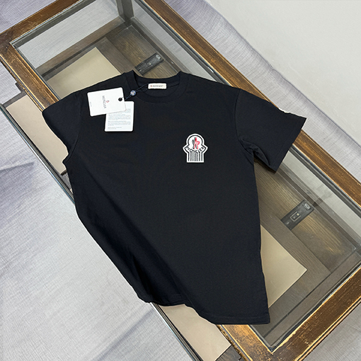 モンクレール 新モデル夏のクラシッククルーネック半袖Tシャツ
