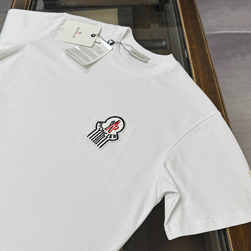 モンクレール 新モデル夏のクラシッククルーネック半袖Tシャツ