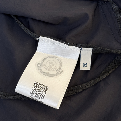 モンクレールスーパーコピー クラシックなフード付き軽量通気性日焼け防止服