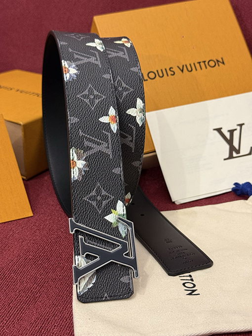 ルイヴィトンスーパーコピー LV Initiales Monogram Flower プリント柄とカラーブロックの花柄リバーシブルベルト