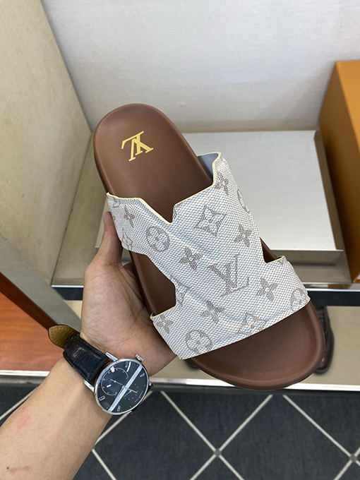 ルイヴィトン 高級メンズスリッパ