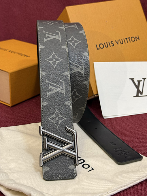 ルイヴィトンスーパーコピー LV Initiales Monogram リバーシブルベルト