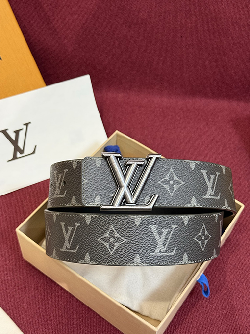 ルイヴィトンスーパーコピー LV Initiales Monogram リバーシブルベルト