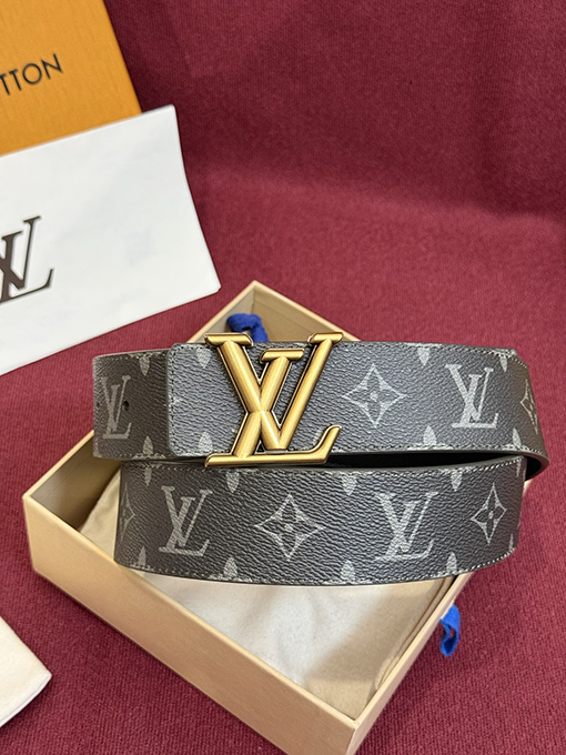 ルイヴィトンスーパーコピー LV Initiales Monogram リバーシブルベルト