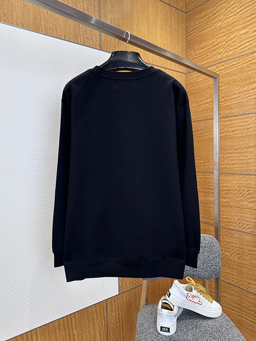 サンローランコピー SAINT LAURENT 裾にタグ付きクルーネックのスウェットシャツ