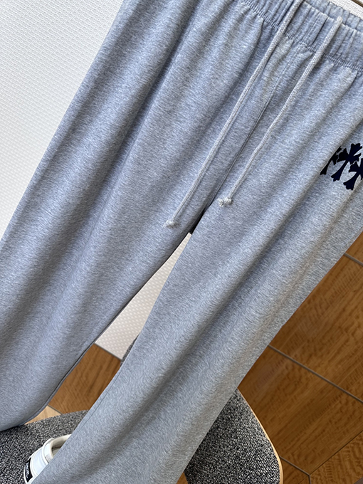 クロムハーツコピー クロス刺繍入りストレートレッグカジュアルパンツ