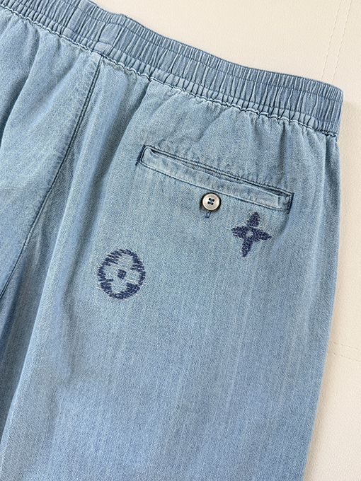ルイヴィトン 刺繍ロゴ入りシャンブレーショーツ