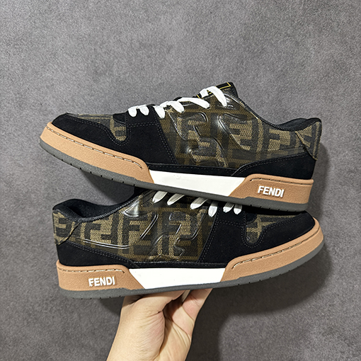 フェンディスニーカースーパーコピー FENDI Match レザー型押しレースアップローカットファッションスニーカー