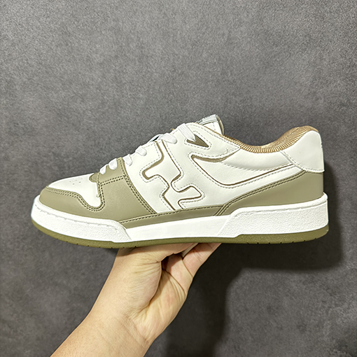 フェンディ FENDI Match クラシックレザー型押しレースアップローカットファッションスニーカー