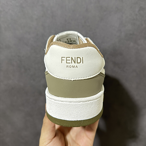 フェンディ FENDI Match クラシックレザー型押しレースアップローカットファッションスニーカー