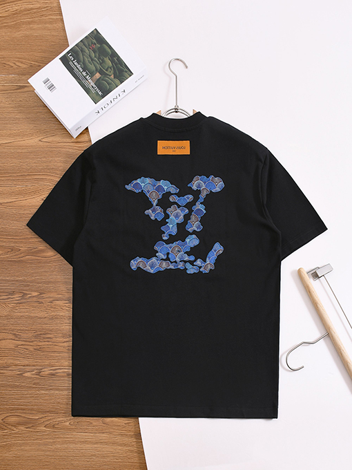 ルイヴィトンスーパーコピー アップリケ刺繍りクルーネック半袖Tシャツ