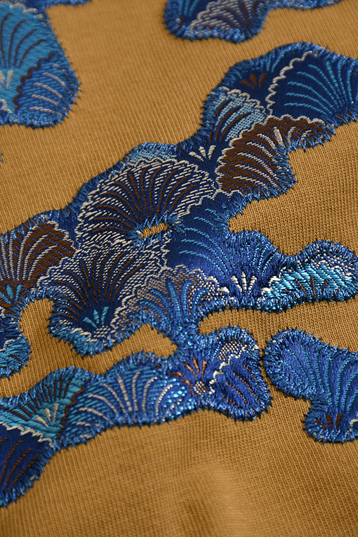 ルイヴィトンスーパーコピー アップリケ刺繍りクルーネック半袖Tシャツ