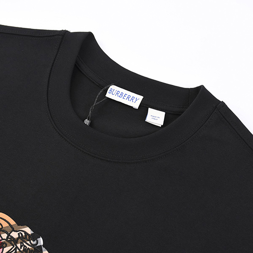バーバリーコピー クラシックな戦馬のアップリケ刺繍入りウォッシュ半袖Tシャツ