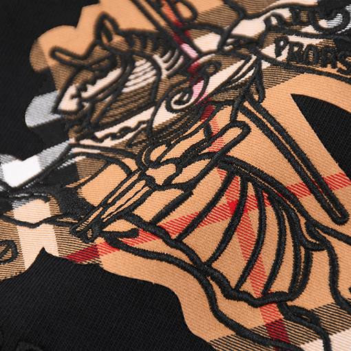 バーバリーコピー クラシックな戦馬のアップリケ刺繍入りウォッシュ半袖Tシャツ