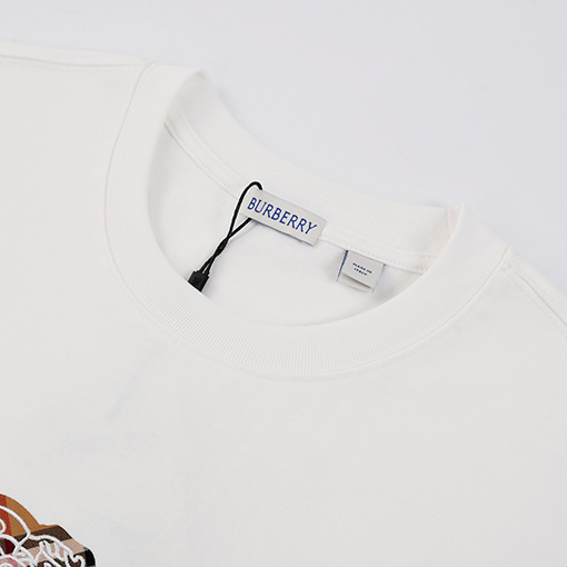 バーバリーコピー クラシックな戦馬のアップリケ刺繍入りウォッシュ半袖Tシャツ