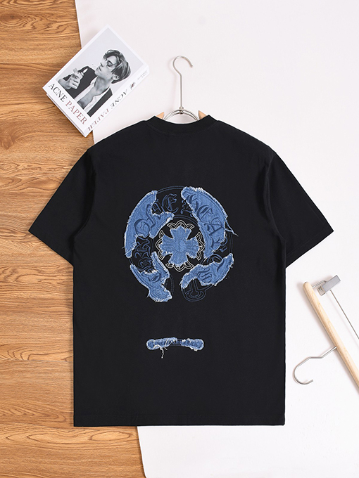 クロムハーツコピー デニムパッチウォッシュのクロスと蹄鉄の花柄半袖Tシャツ