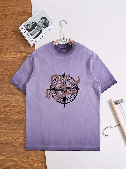 クロムハーツスーパーコピー ウォッシュ染色の発泡をしたプリント半袖Tシャツ
